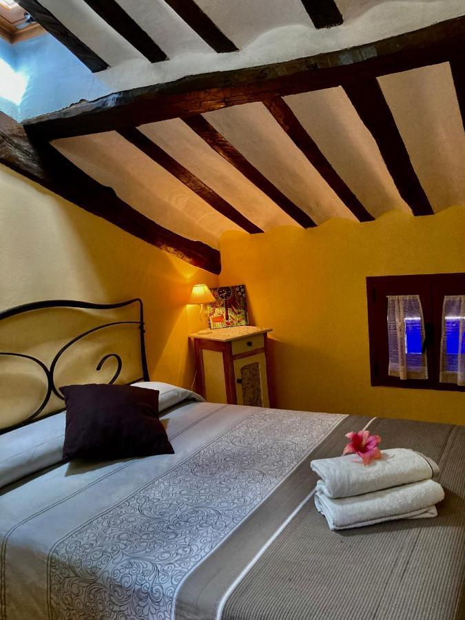 La Alpargateria Bed & Breakfast บียาฟรังกา-มอนเตส เด โอกา ภายนอก รูปภาพ