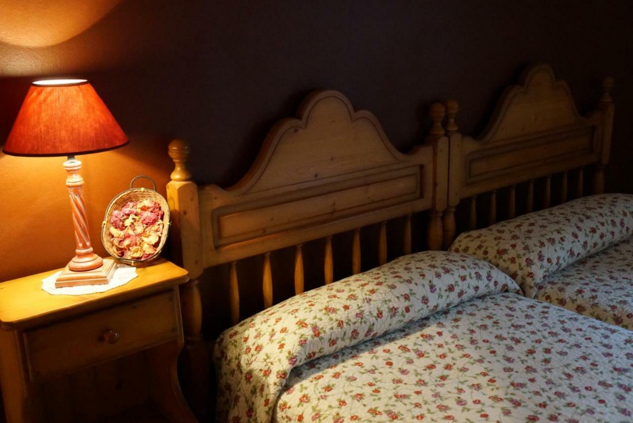 La Alpargateria Bed & Breakfast บียาฟรังกา-มอนเตส เด โอกา ภายนอก รูปภาพ